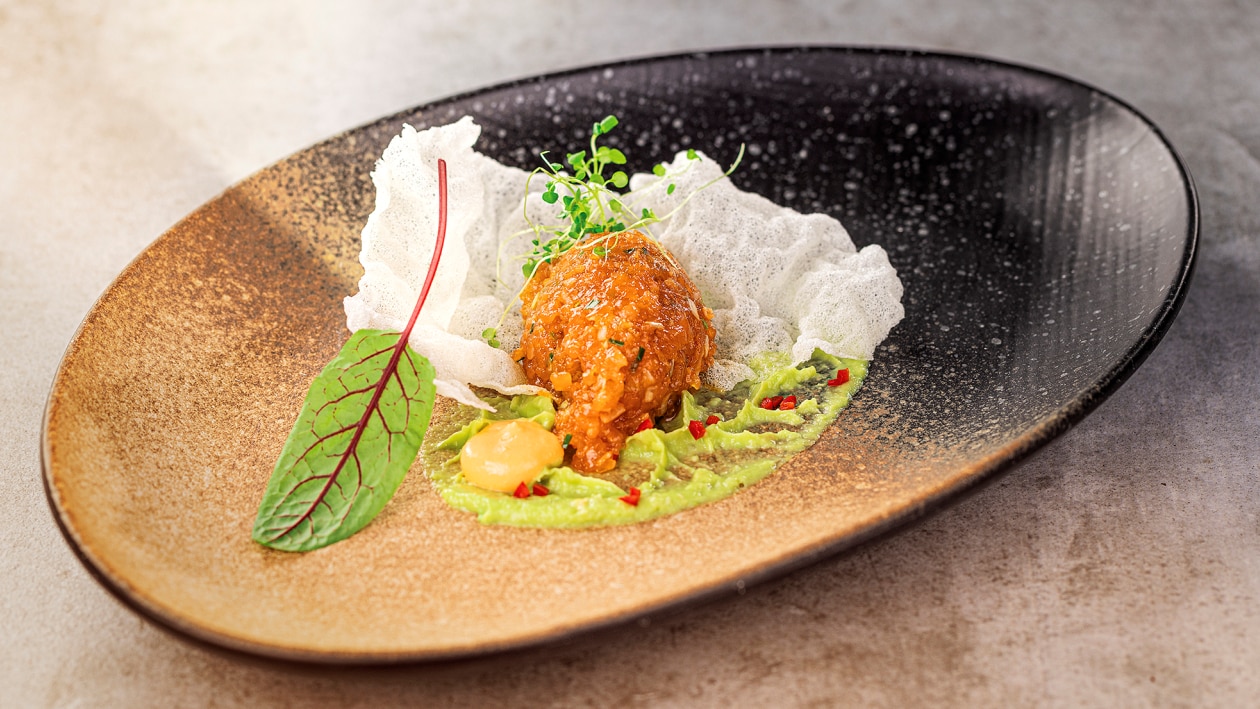 Japoński tatar/ łosoś/ chipsy ryzowe